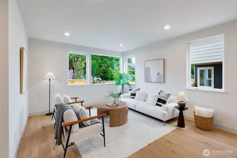 11739 40th Avenue NE Seattle WA 98125