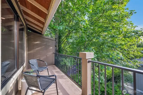 11701 100th Avenue NE Kirkland WA 98034