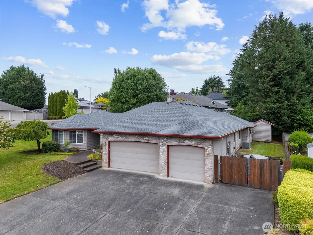 12317 NE 44th Avenue Vancouver WA 98686