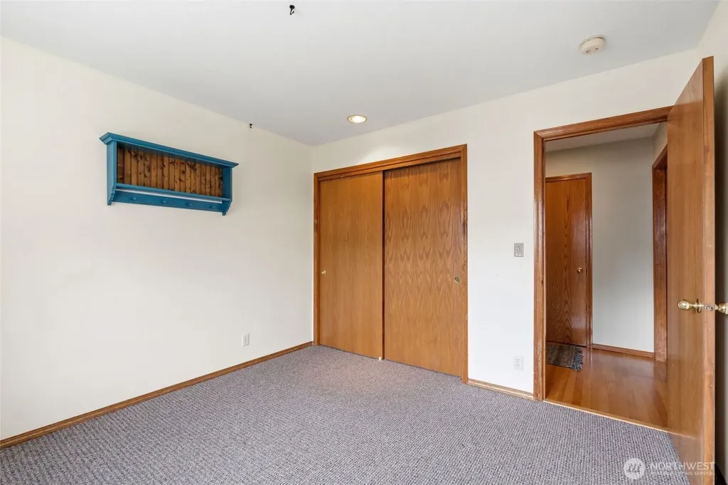12317 NE 44th Avenue Vancouver WA 98686