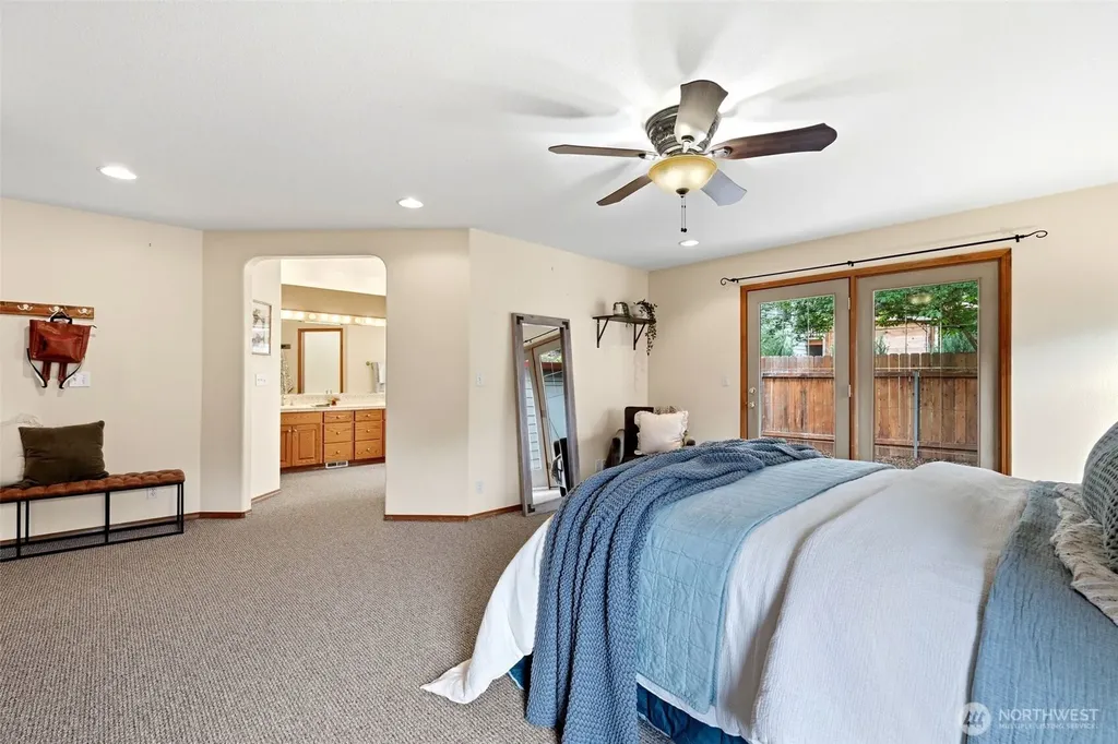 12317 NE 44th Avenue Vancouver WA 98686