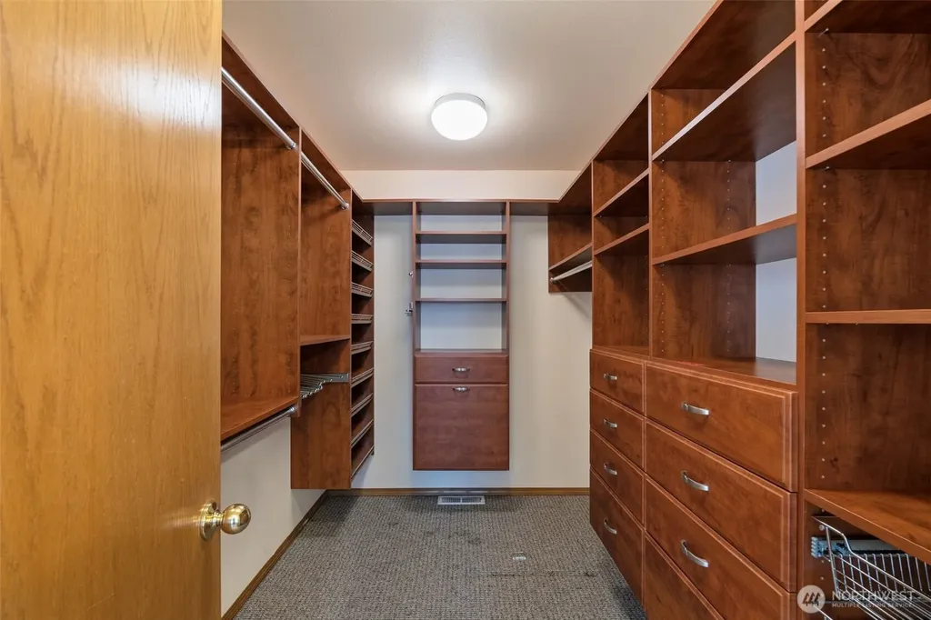 12317 NE 44th Avenue Vancouver WA 98686