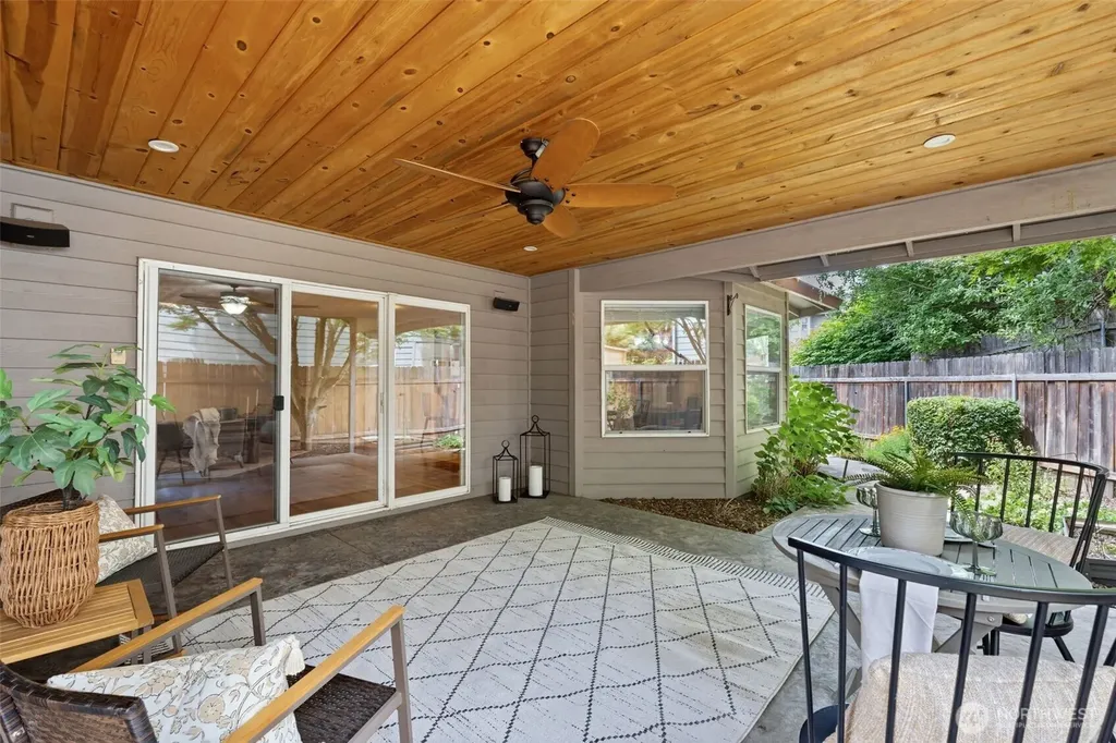 12317 NE 44th Avenue Vancouver WA 98686