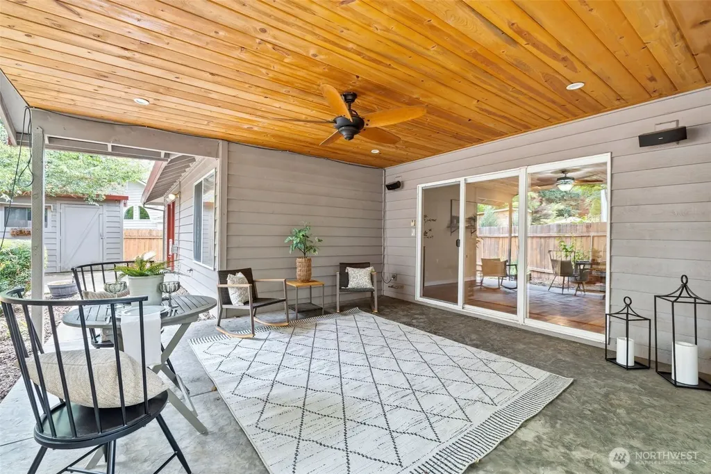 12317 NE 44th Avenue Vancouver WA 98686