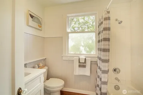 2112 N 132nd Street Seattle WA 98133