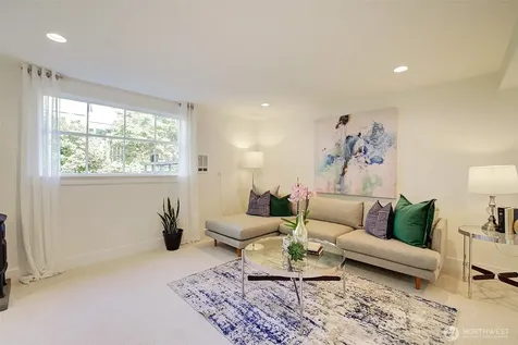2112 N 132nd Street Seattle WA 98133