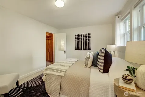 2112 N 132nd Street Seattle WA 98133