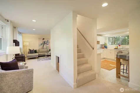 2112 N 132nd Street Seattle WA 98133