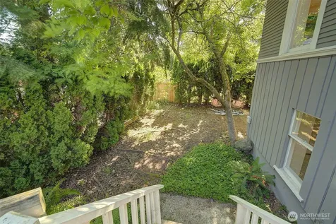 2112 N 132nd Street Seattle WA 98133