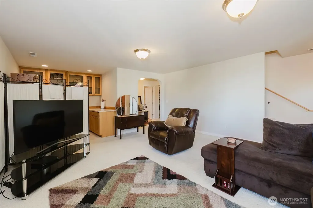 221 Farragut Avenue Port Orchard WA 98366