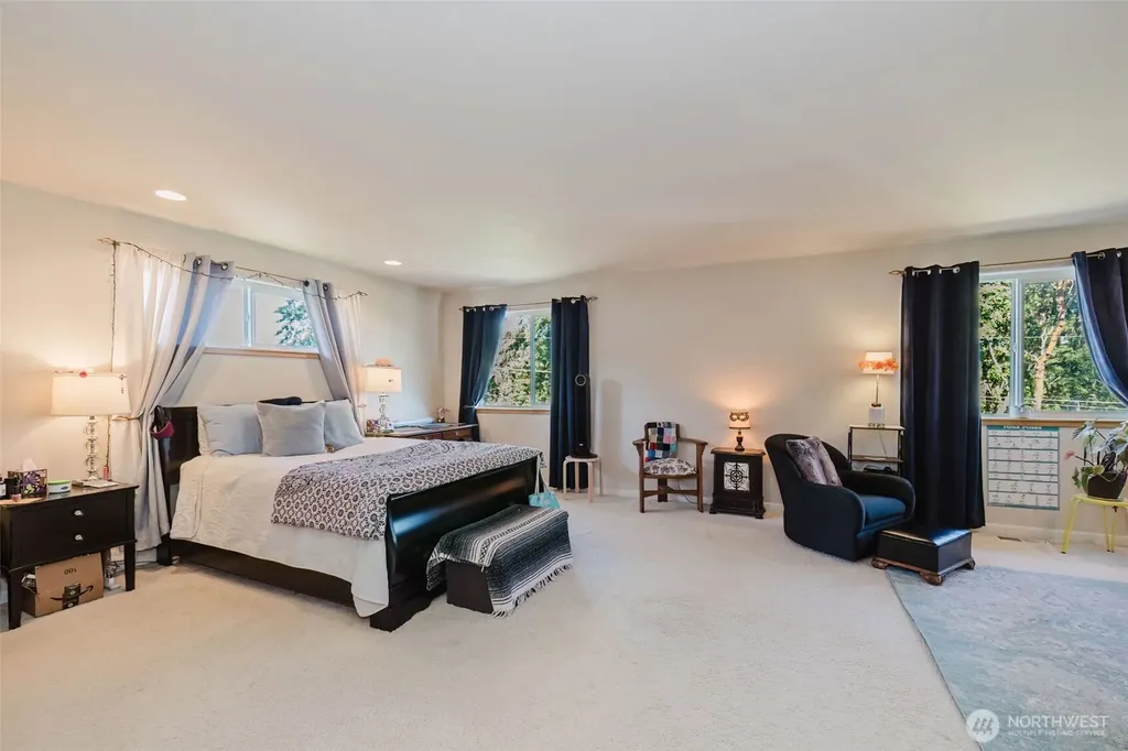 221 Farragut Avenue Port Orchard WA 98366