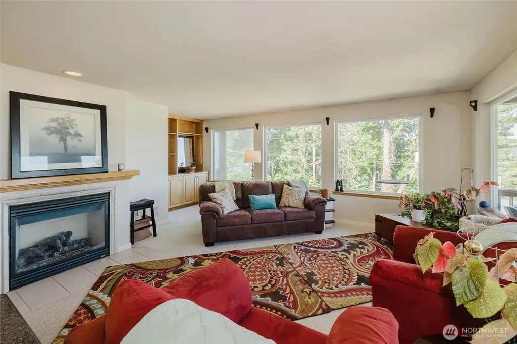 221 Farragut Avenue Port Orchard WA 98366