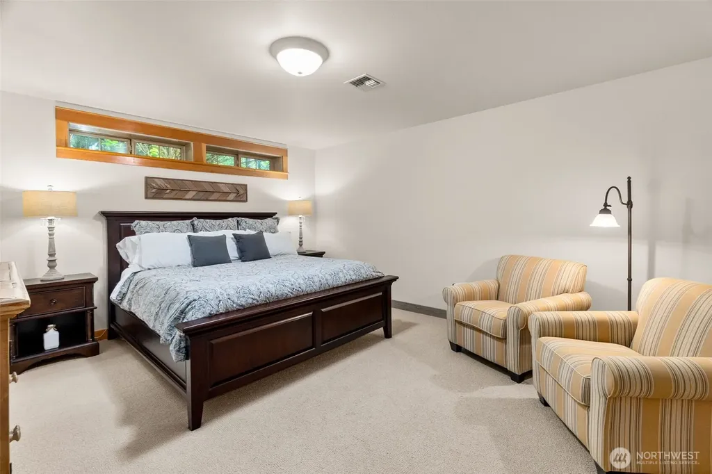 11500 Weisenberger Road SE Rainier WA 98576