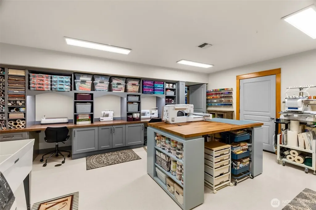 11500 Weisenberger Road SE Rainier WA 98576
