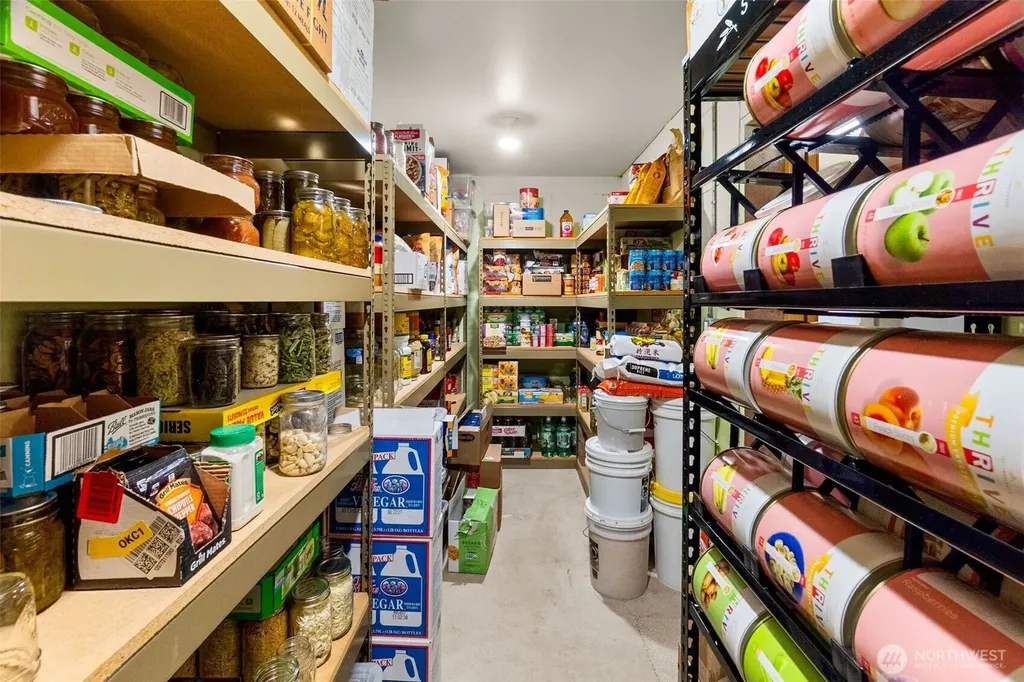 11500 Weisenberger Road SE Rainier WA 98576
