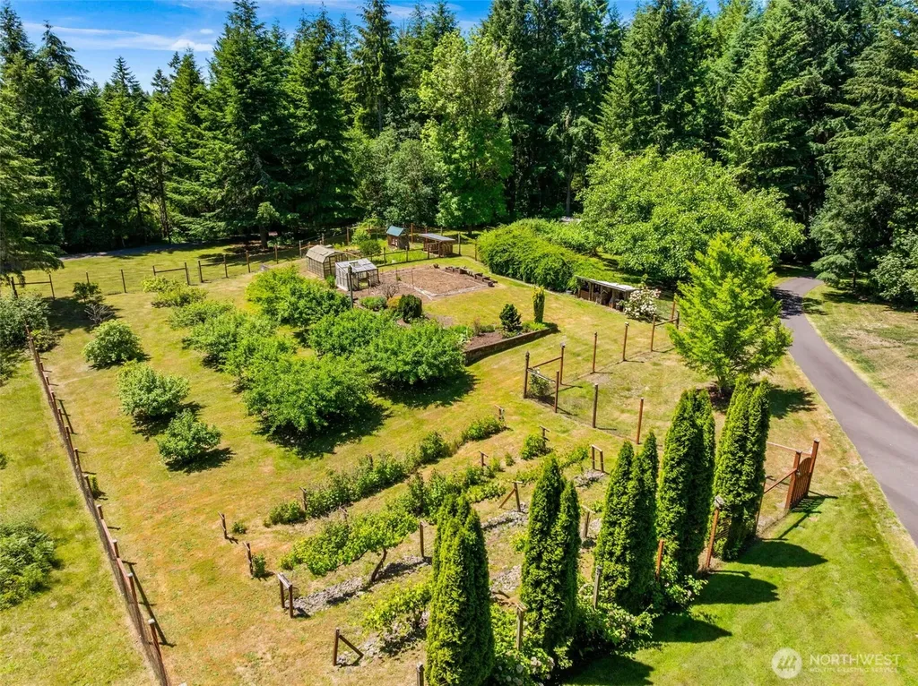 11500 Weisenberger Road SE Rainier WA 98576