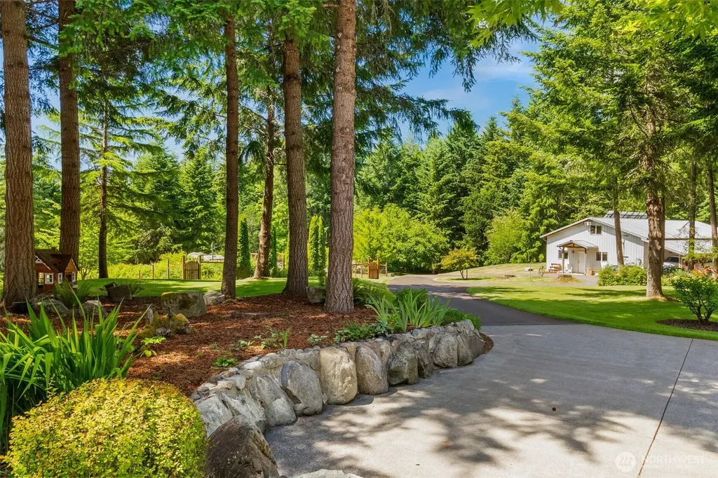 11500 Weisenberger Road SE Rainier WA 98576