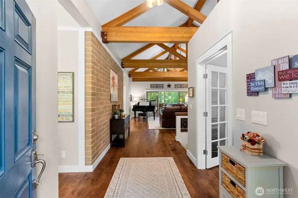 11500 Weisenberger Road SE Rainier WA 98576
