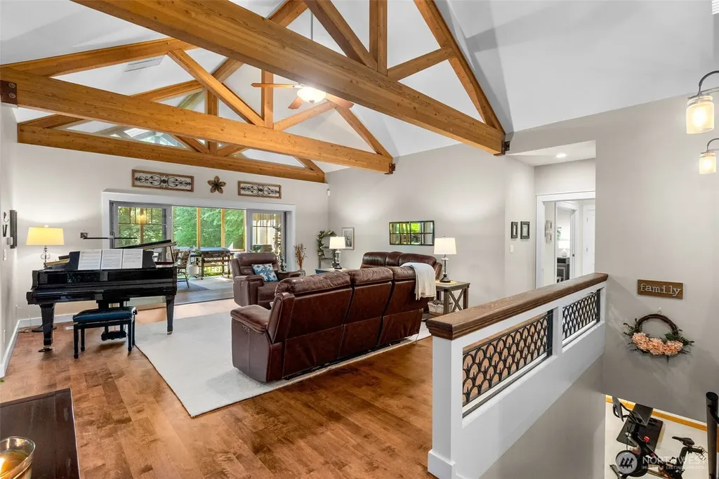 11500 Weisenberger Road SE Rainier WA 98576