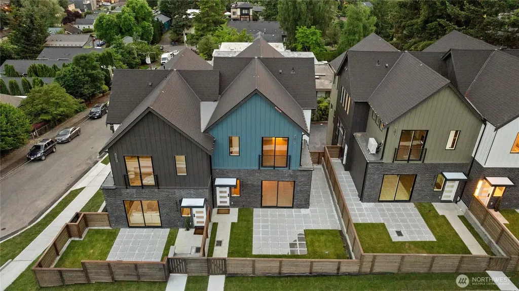 18603 104th Avenue NE Bothell WA 98011