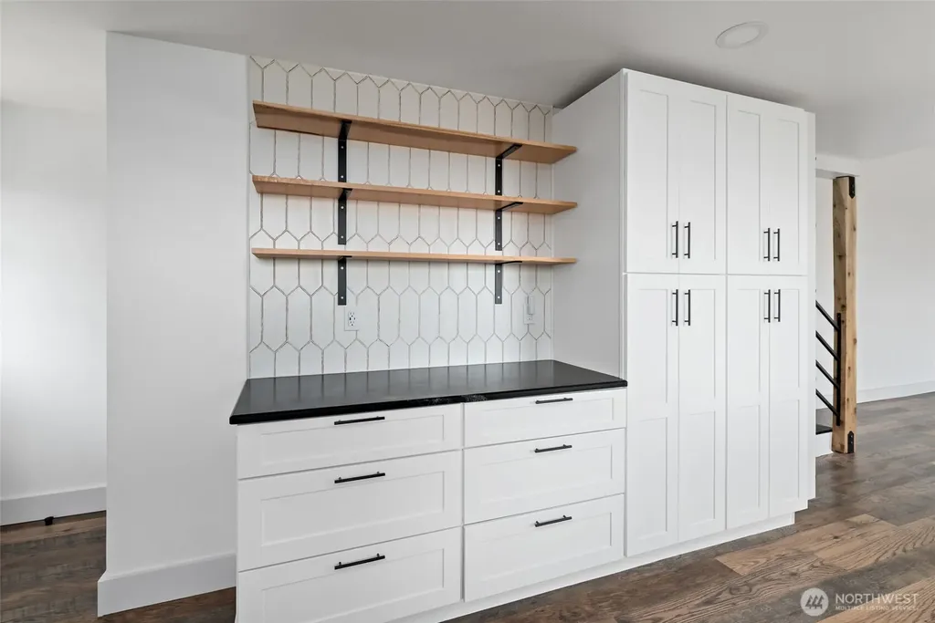 2123 Stoney Beach Lane Oak Harbor WA 98277