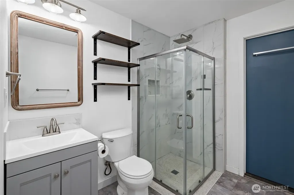 2123 Stoney Beach Lane Oak Harbor WA 98277