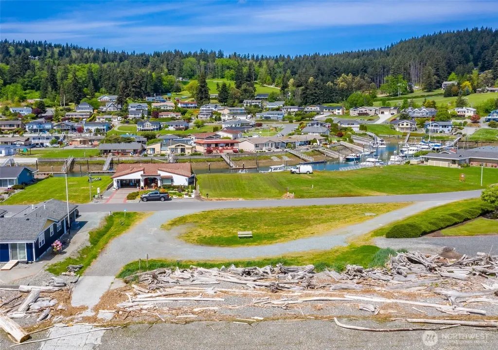 2123 Stoney Beach Lane Oak Harbor WA 98277