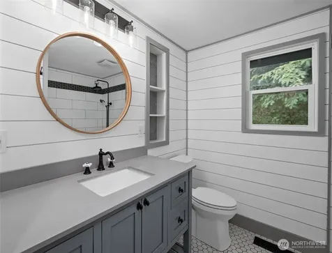 2123 Stoney Beach Lane Oak Harbor WA 98277