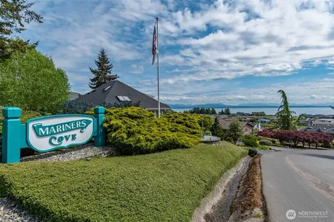 2123 Stoney Beach Lane Oak Harbor WA 98277