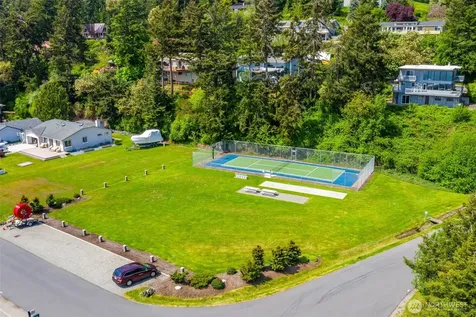 2123 Stoney Beach Lane Oak Harbor WA 98277