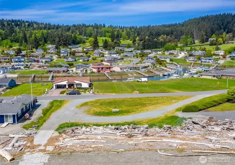 2123 Stoney Beach Lane Oak Harbor WA 98277