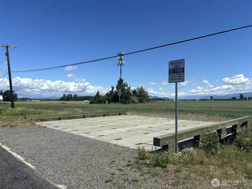 8976 Double Ditch Road Lynden WA 98264