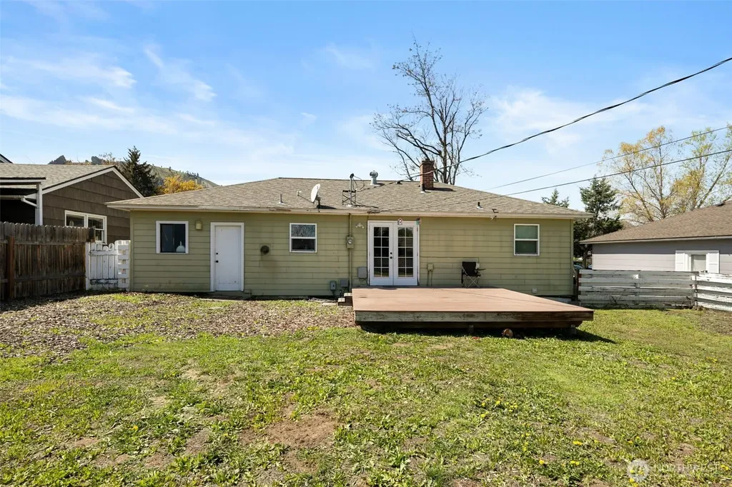 1119 Fuller Street Wenatchee WA 98801