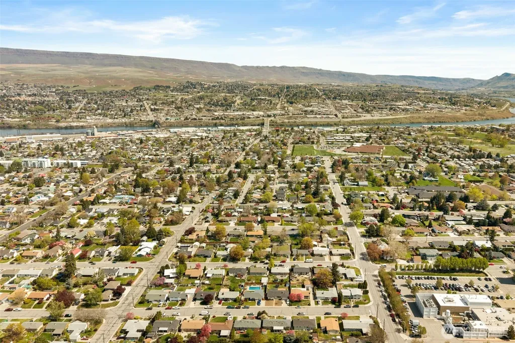 1119 Fuller Street Wenatchee WA 98801