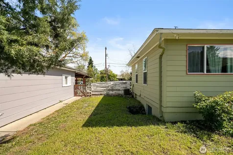 1119 Fuller Street Wenatchee WA 98801