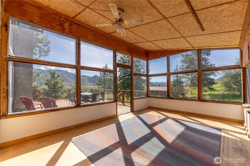 29 Signal Hill Road Twisp WA 98856