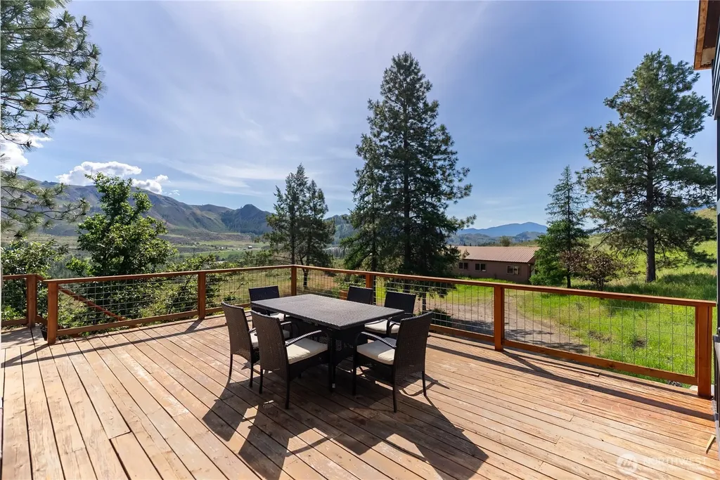 29 Signal Hill Road Twisp WA 98856