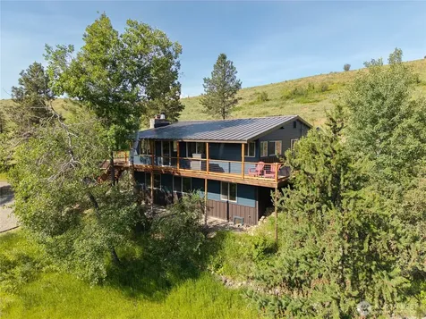 29 Signal Hill Road Twisp WA 98856