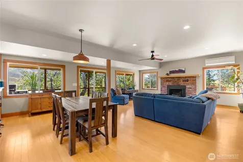 29 Signal Hill Road Twisp WA 98856