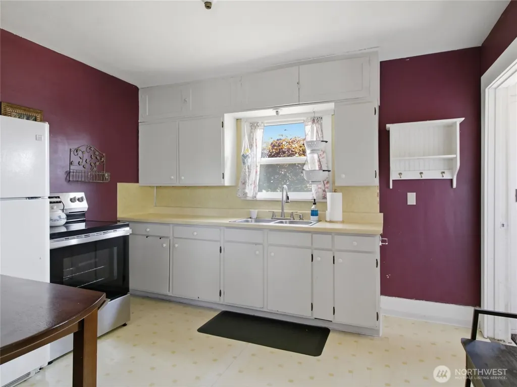 1003 W Market Street Aberdeen WA 98520