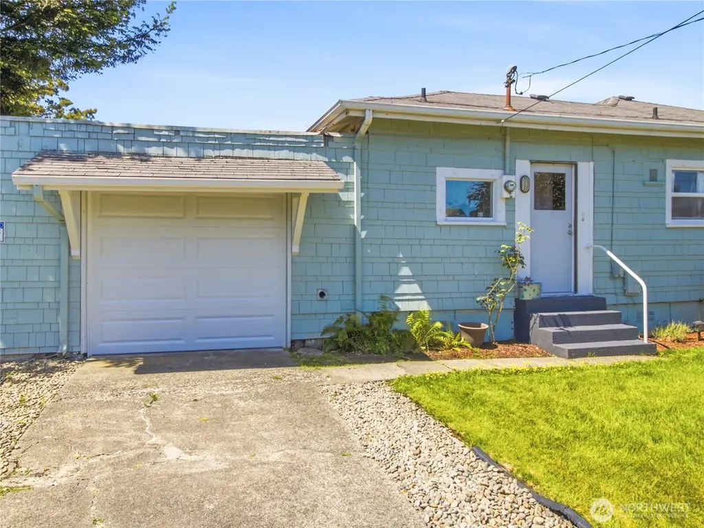 1003 W Market Street Aberdeen WA 98520