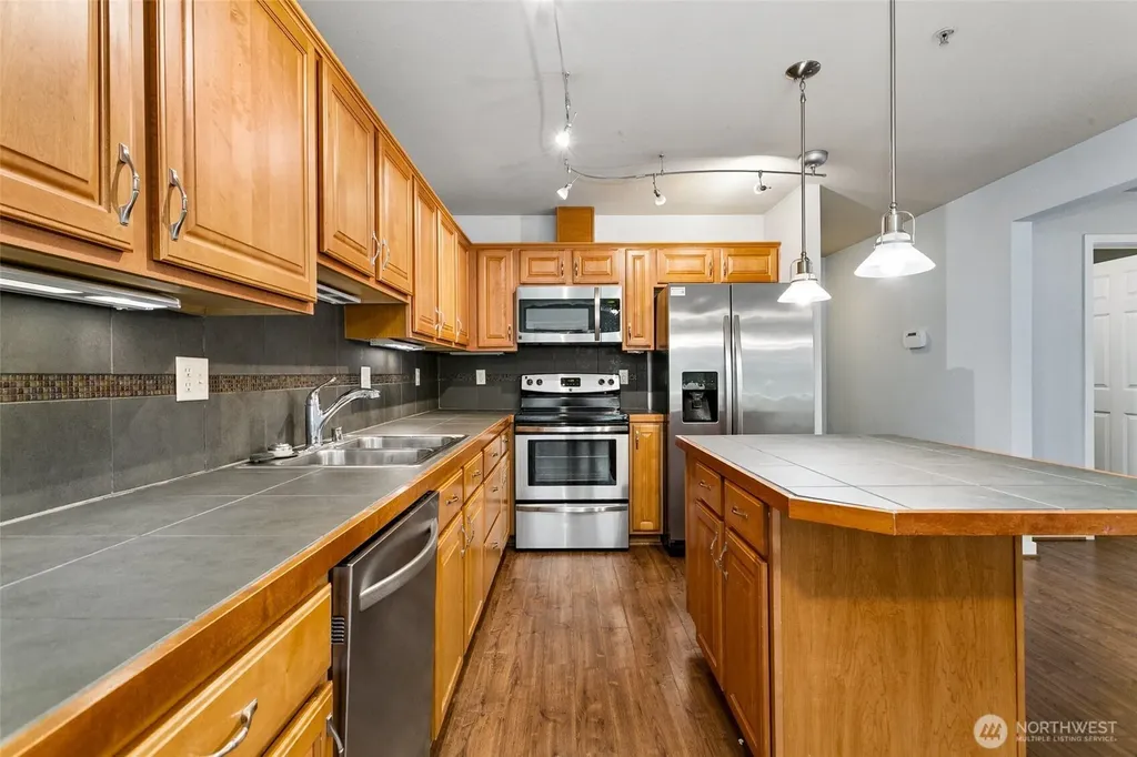 13421 97th Avenue E Puyallup WA 98373