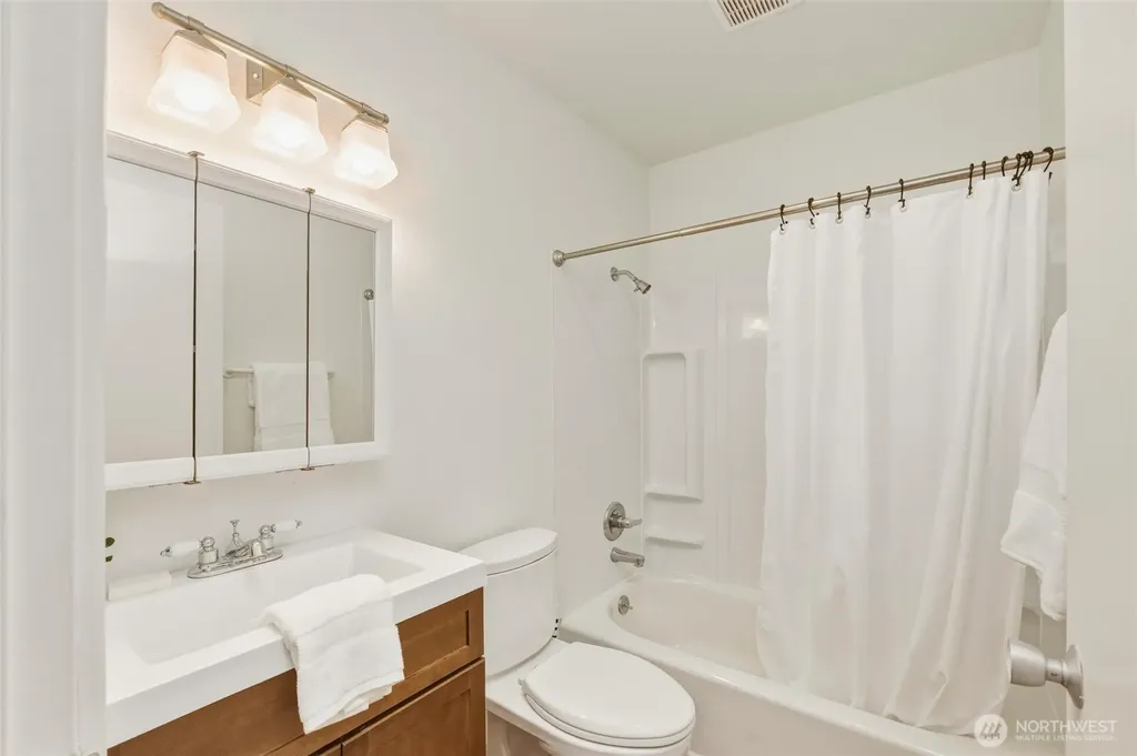 819 High Street W Bellingham WA 98225