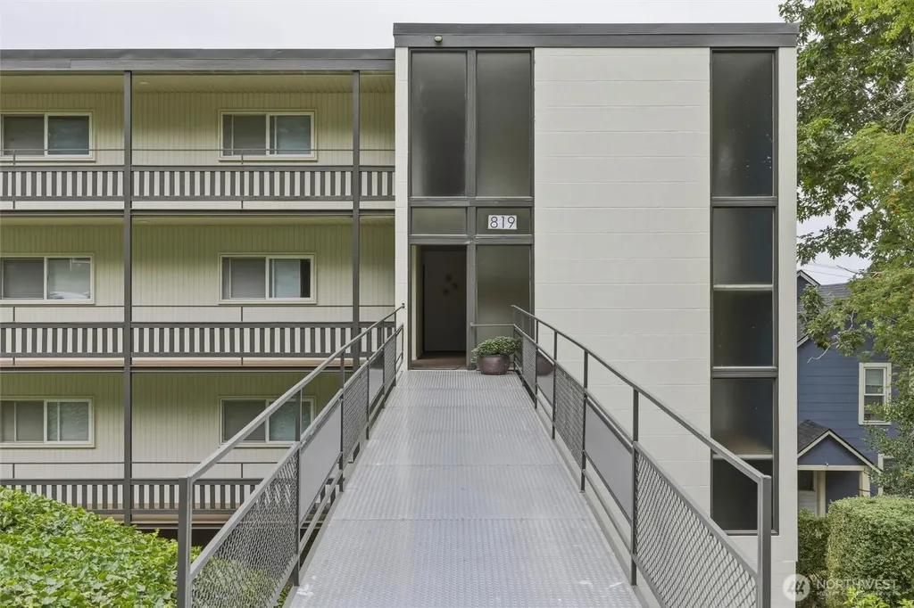 819 High Street W Bellingham WA 98225