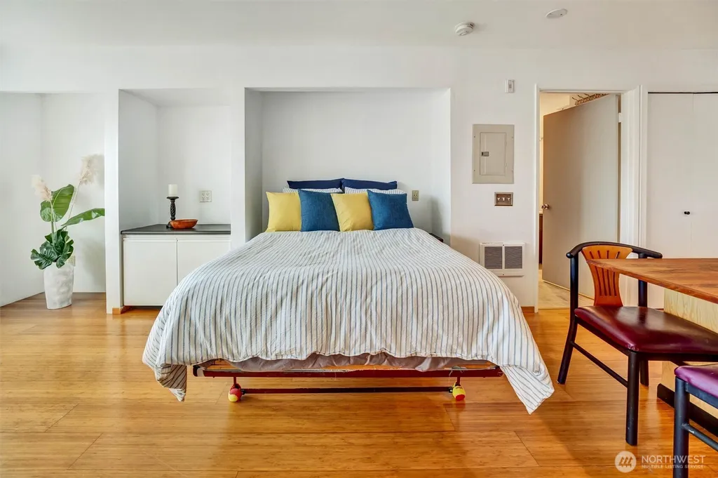 211 Summit Avenue E Seattle WA 98102