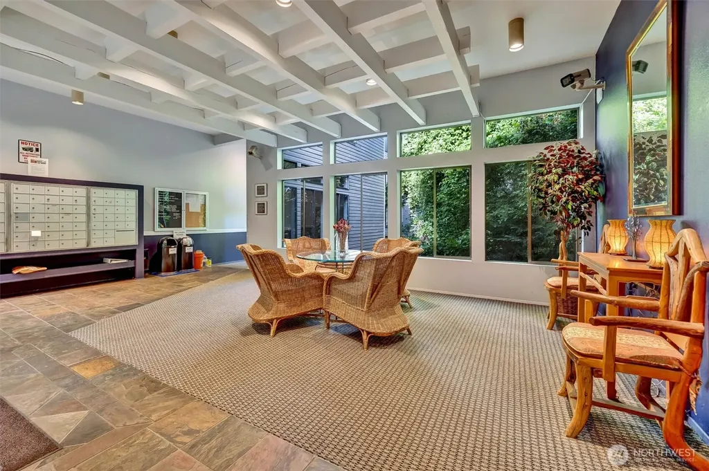211 Summit Avenue E Seattle WA 98102