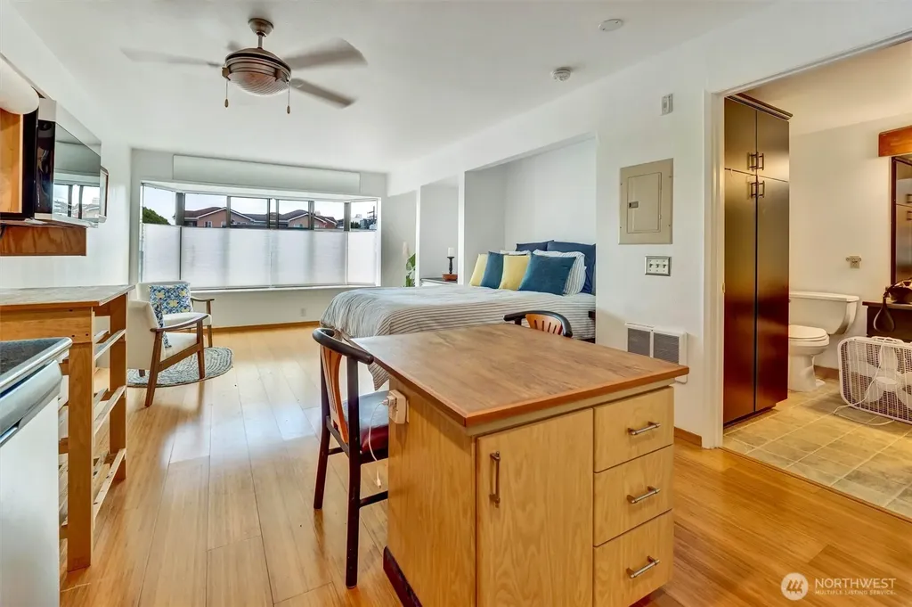 211 Summit Avenue E Seattle WA 98102
