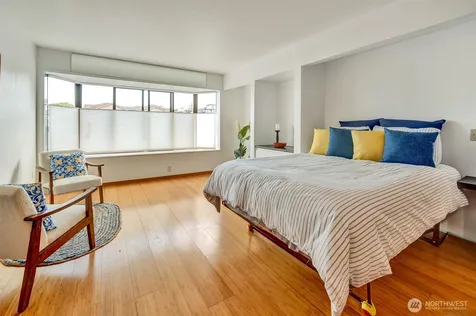 211 Summit Avenue E Seattle WA 98102