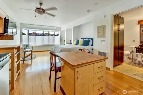 211 Summit Avenue E Seattle WA 98102