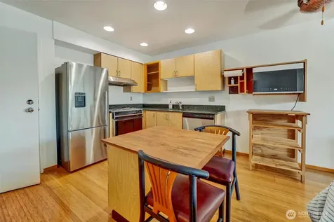 211 Summit Avenue E Seattle WA 98102